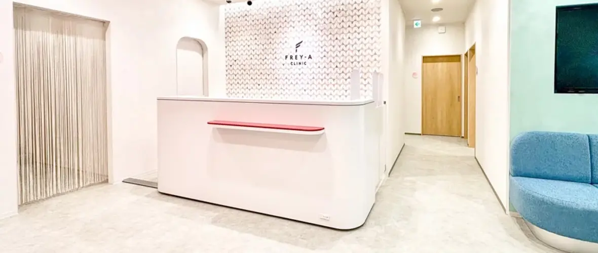 福岡天神院内観